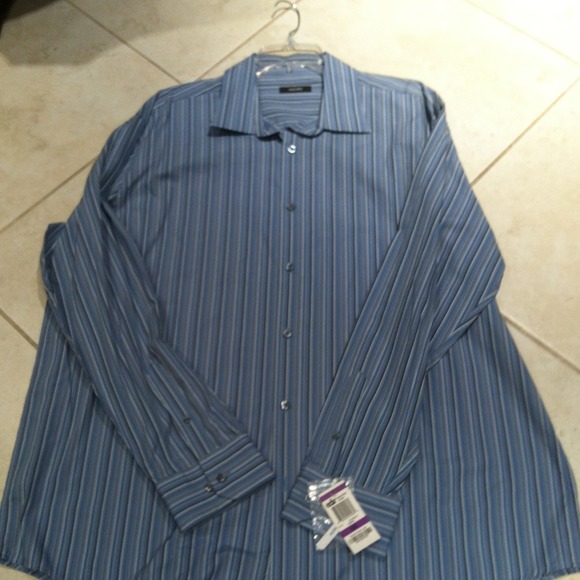 Mens button down blue shirt