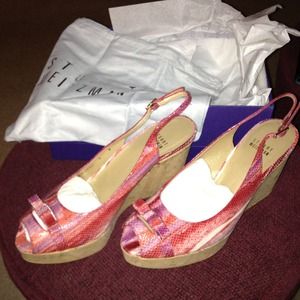 Stuart Weitzman -Poise (Plum Sunset Napa).