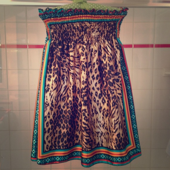 ❌TRADING❌📬📦Silky Cheetah Print Dress