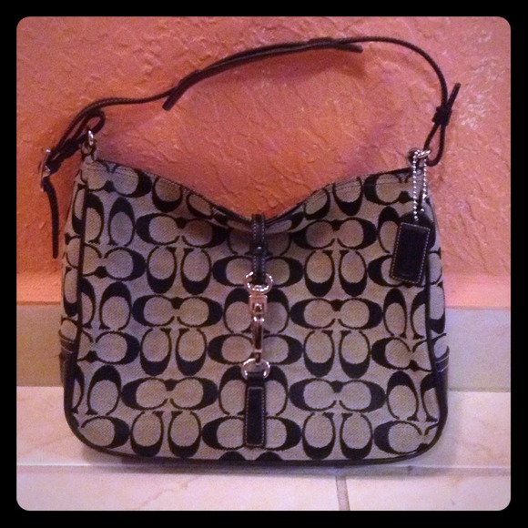 💯% Authentic Coach Handbag