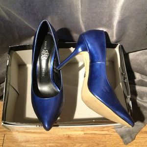 Metallic cobalt blue high heels