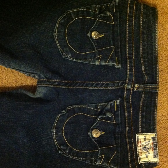 *RESERVED for alyssasquiresx3*