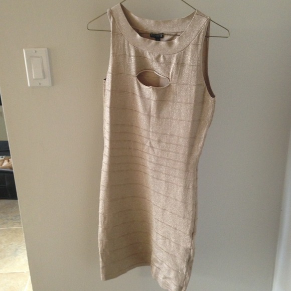 Express Dresses & Skirts - Gold Express dress size M