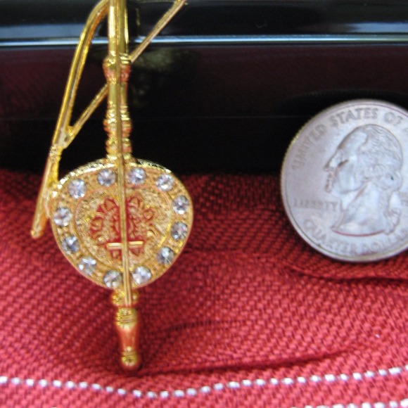 Brooch - Picture 3 of 3