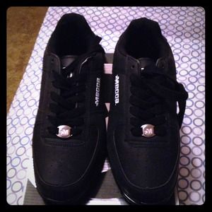 Men's Size 9 Mecca Sneakers never worn