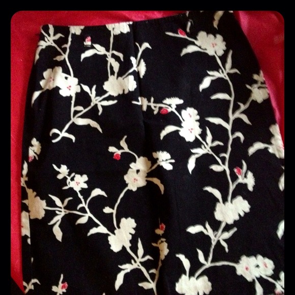 Floral Petit Skirt by Ann Taylor Loft! - Picture 1 of 1