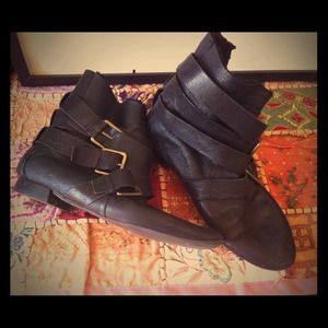 Zara black boots with 3 buckle detail