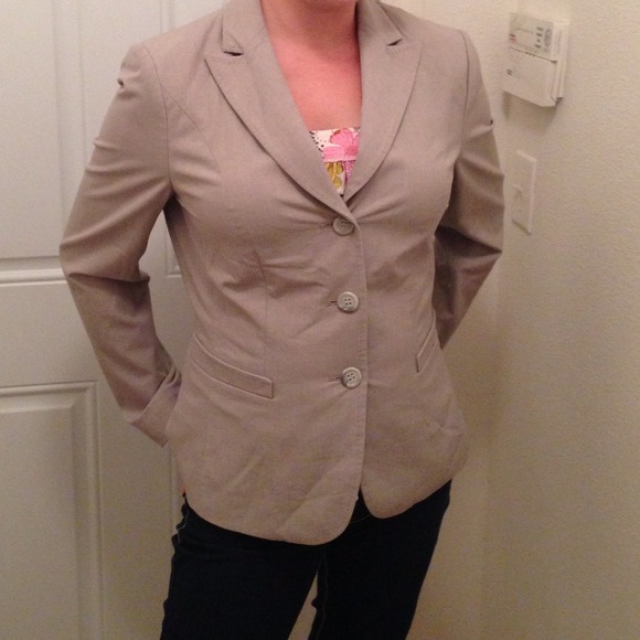 SOLD The Limited Jacket / Blazer Sz 8 Very Pretty!