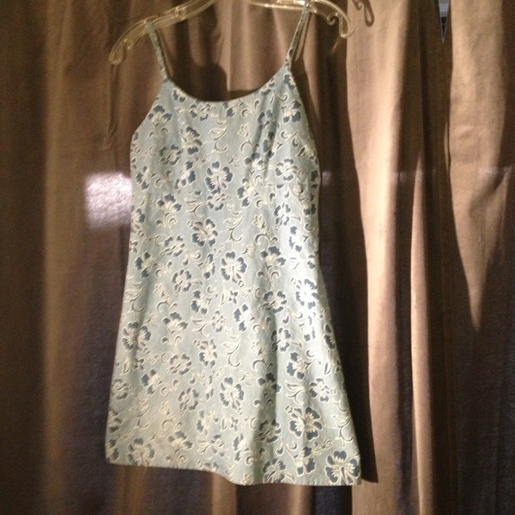 Hawaiian floral print dress