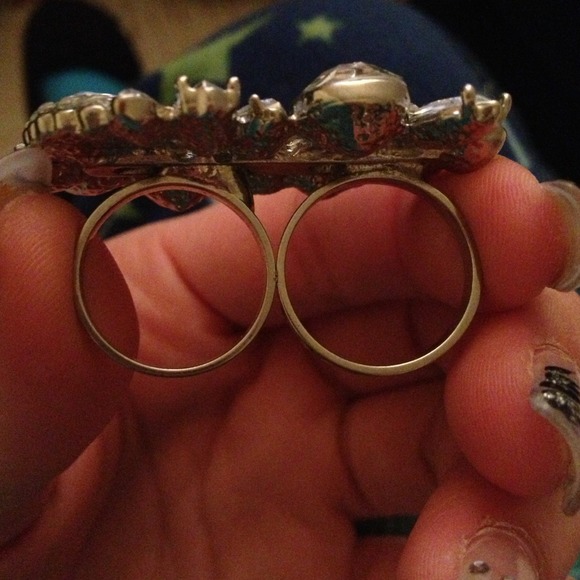 ring - Picture 2 of 2