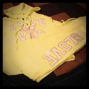 Neon Yellow sweatsuit