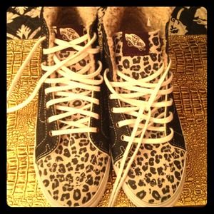 Vans Stylish Hightops