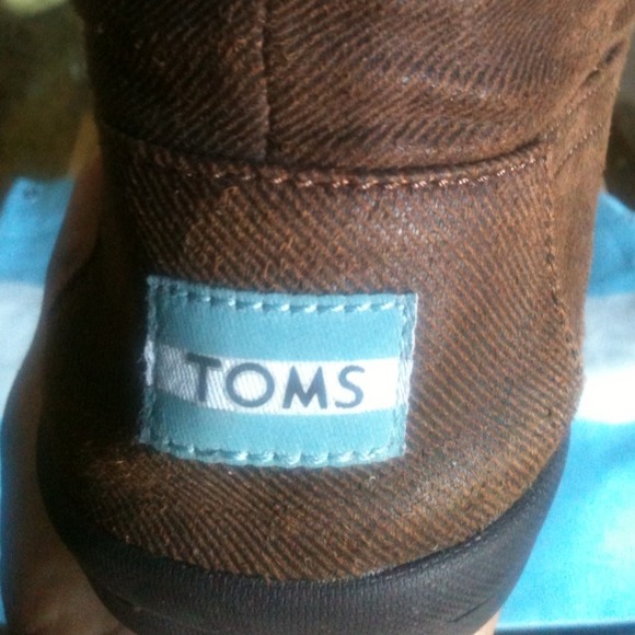 TOM'S  Brown Botas!!!!