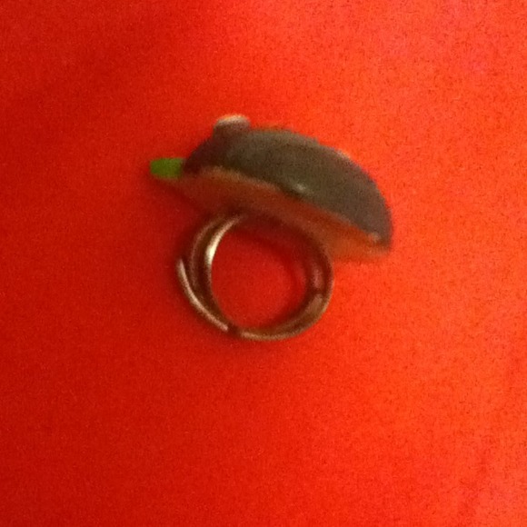 Angry Birds Pig Ring - Picture 2 of 2