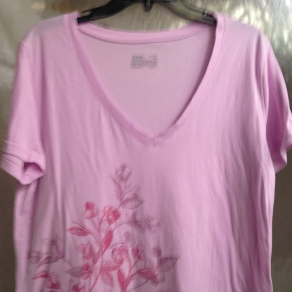 V neck t-shirt - Picture 3 of 3