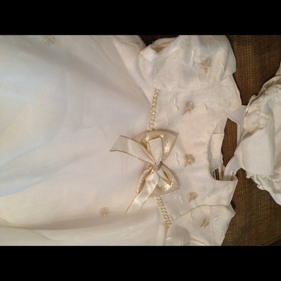 Baby dress - Picture 2 of 3