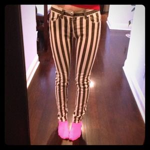 REDUCED Vertical Striped Jeans size 25