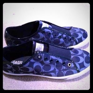 🌼Price reduced -Blue coach shoes