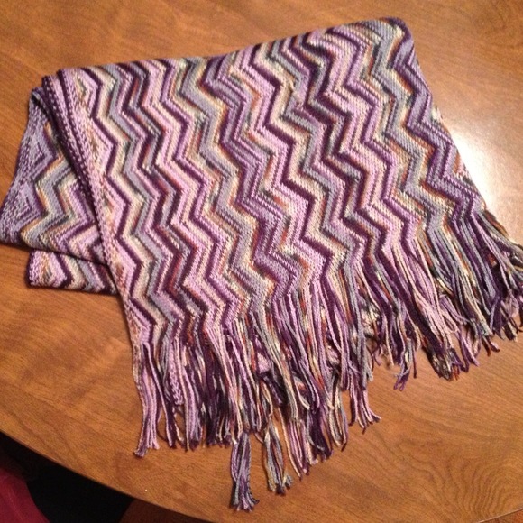 *Sold* Authentic Missoni Scarf