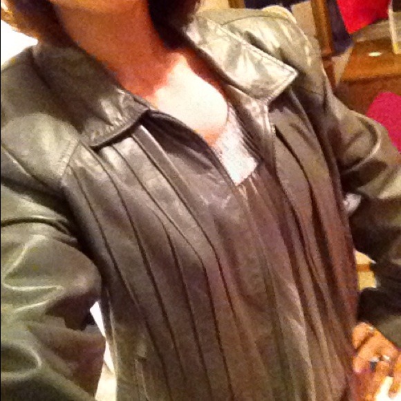 🔴Sold🔴100% Genuine Leather jacket