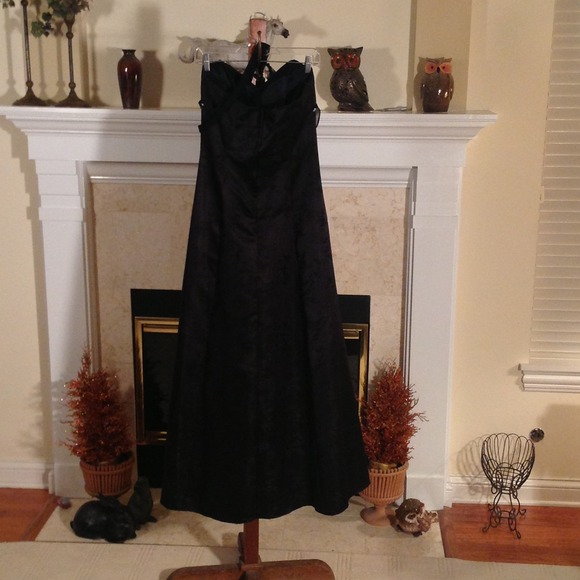 Junior Formal Dress - Picture 2 of 3