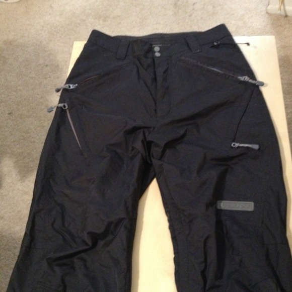 Black snowboarding pants