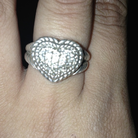 Judith Ripka ring💍