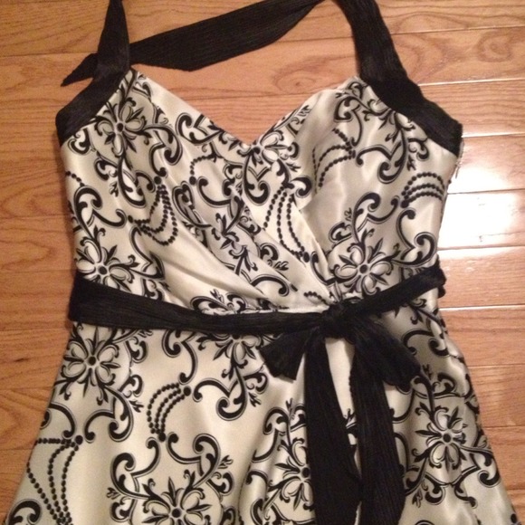 Halter top