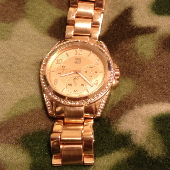 New York & Co watch, only worn once! - Picture 1 of 1