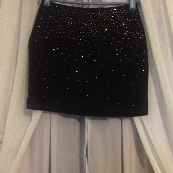 💢Traded💢Express sparkle skirt