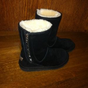 Black uggs sold❌