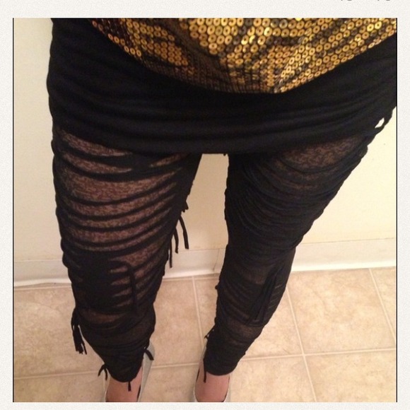 💋destroyed leggings💋 - Picture 1 of 2