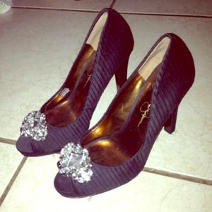 NWOT Jessica Simpson debista2 pumps