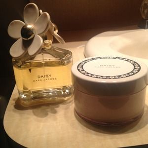 Marc Jacobs Daisy Perfume and Body Lotion