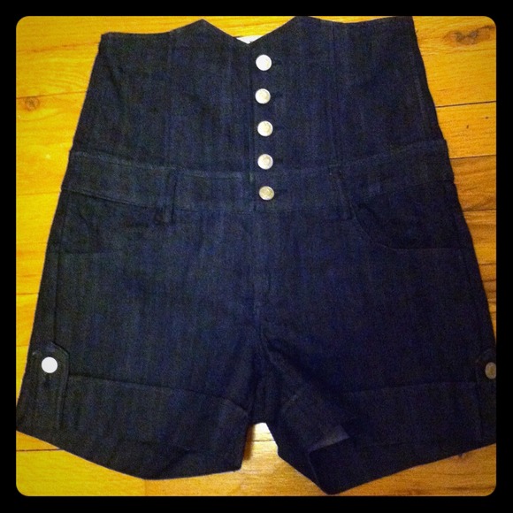 🚫SOLD🚫Forever 21 High Waisted Shorts