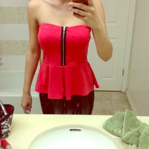 Stylish pink tube top