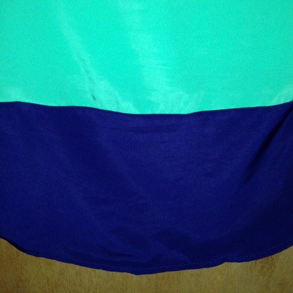 Teal & Navy Color-block Blouse - Picture 3 of 3