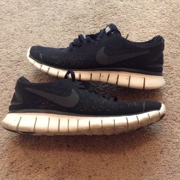 Women's Nike Frees