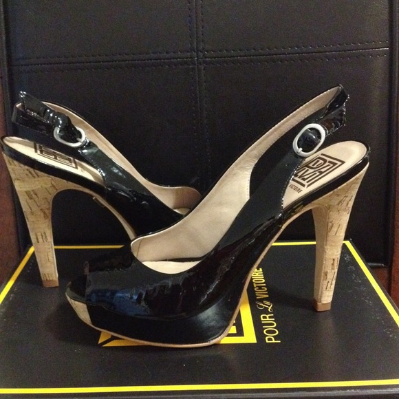 New Pour La Victoire Peep Toe Pump Sz 6 - Picture 3 of 4