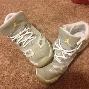 Grey and yellow Jordan's