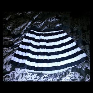 Pleated skirt