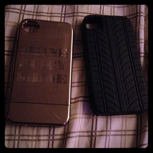 2 iPhone 4S cases