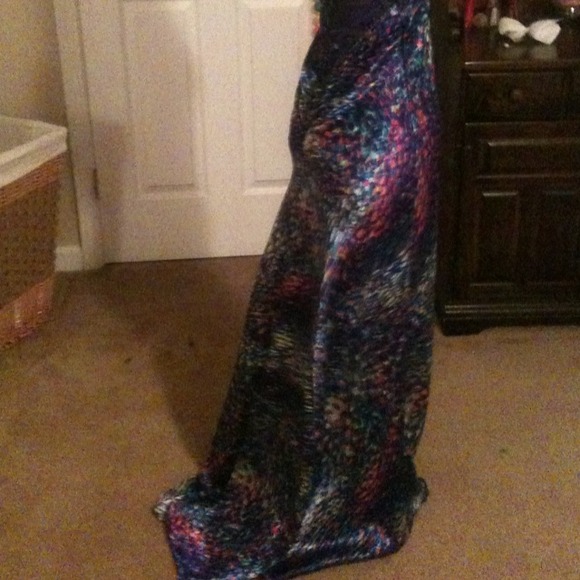 Morgan and Co. Dress - Picture 3 of 4