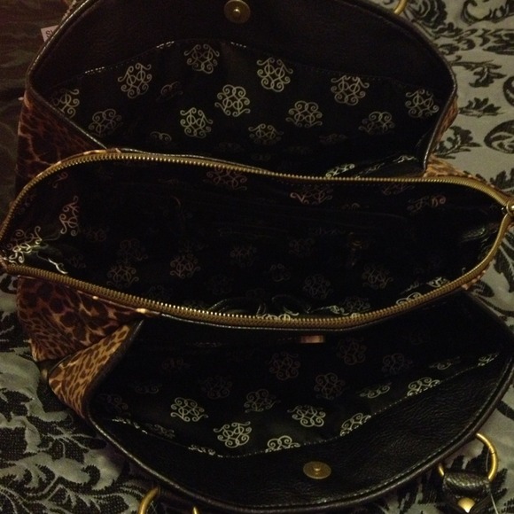 🚫SOLD🚫 Jessica Simpson Brand New bag - Picture 3 of 4