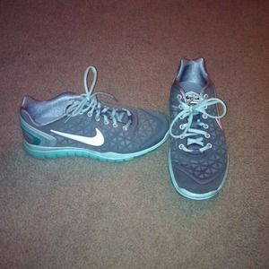 Women's Nike Free fit 2.