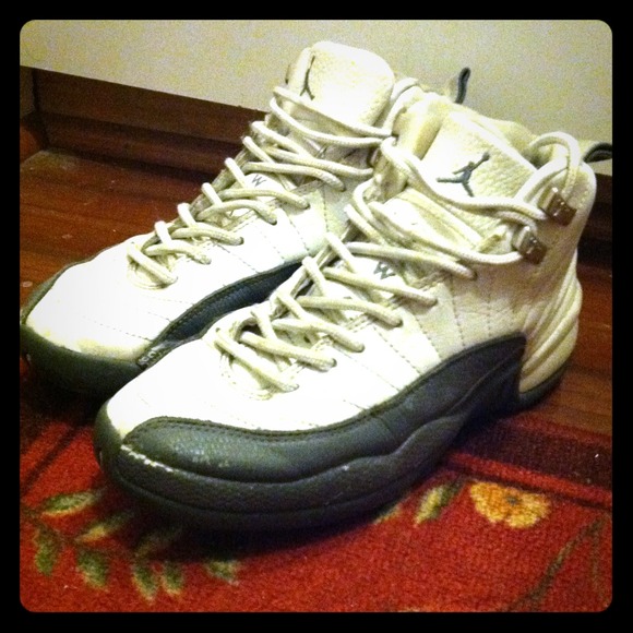 ⛔Sold⛔ Jordan flint 12