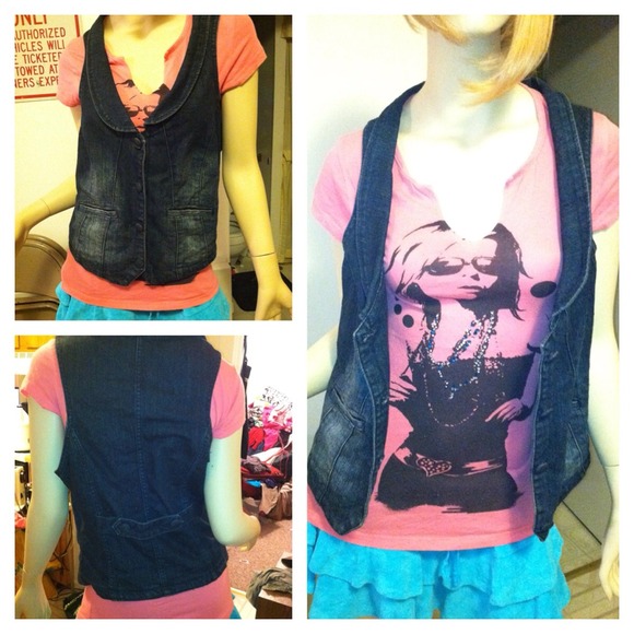 %Dark wash denim vest