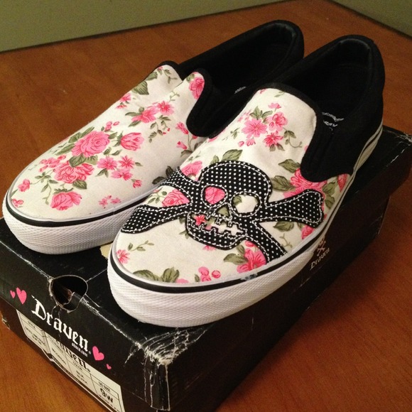 Draven Skull and Floral Slip-on Shoes Vans style