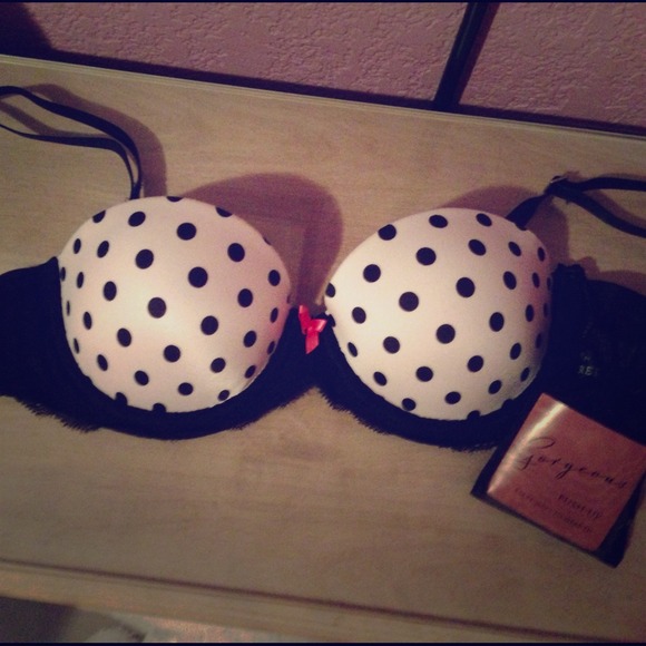 Victoria's Secret Gorgeous bra