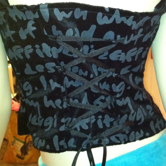 %Fun black top - Picture 2 of 3